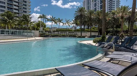 1500 Bay Road Miami Beach FL 33139