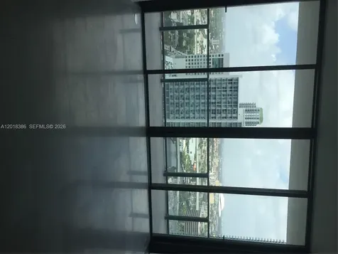68 SE 6 Miami FL 33131