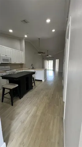 11065 NW 38th Place Sunrise FL 33351