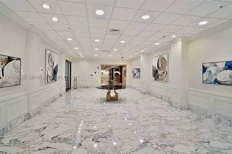 5600 Collins Avenue Miami Beach FL 33140