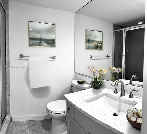 5600 Collins Avenue Miami Beach FL 33140