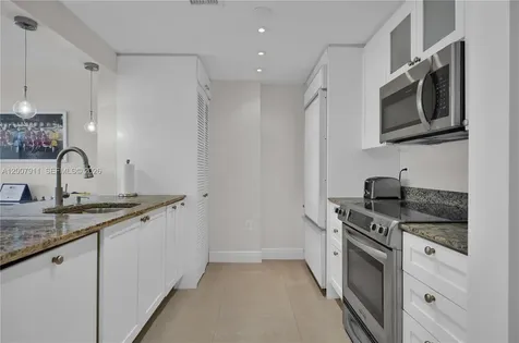 10275 Collins Avenue Bal Harbour FL 33154