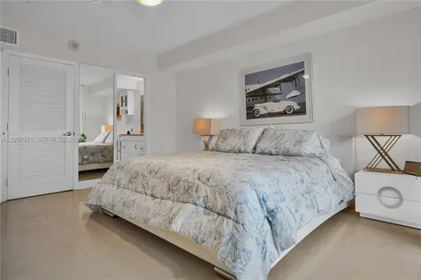 10275 Collins Avenue Bal Harbour FL 33154