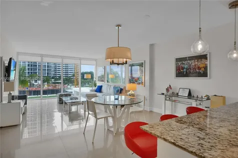 10275 Collins Avenue Bal Harbour FL 33154