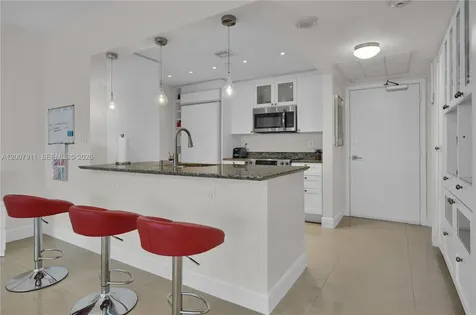 10275 Collins Avenue Bal Harbour FL 33154