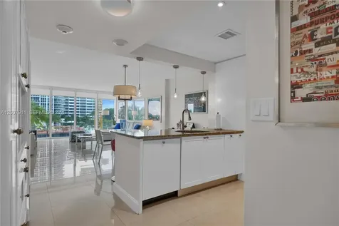 10275 Collins Avenue Bal Harbour FL 33154