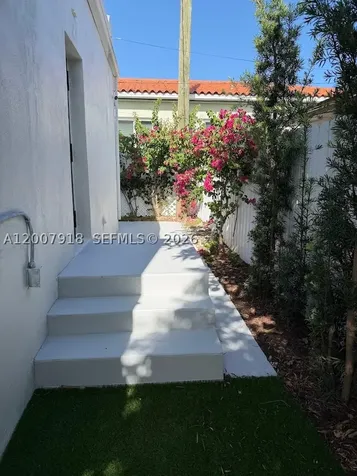2272 SW 13th Street Miami FL 33145