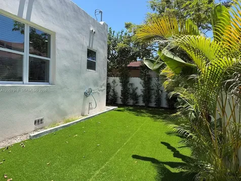 2272 SW 13th Street Miami FL 33145