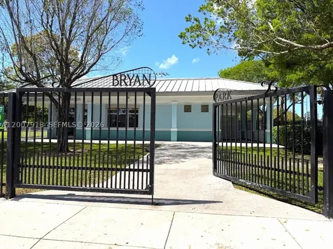 2272 SW 13th Street Miami FL 33145