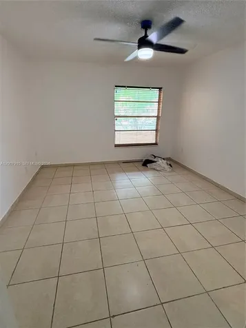 17600 NW 68th Avenue Hialeah FL 33015