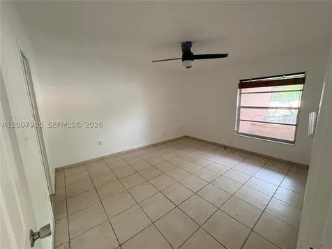 17600 NW 68th Avenue Hialeah FL 33015