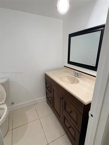17600 NW 68th Avenue Hialeah FL 33015