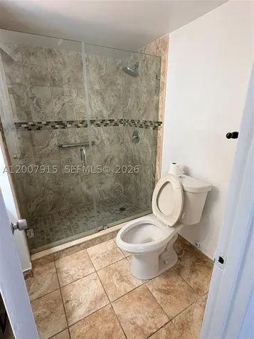 17600 NW 68th Avenue Hialeah FL 33015