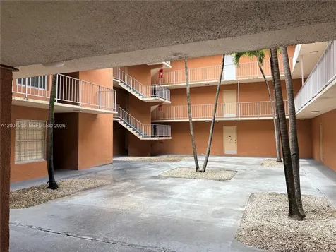17600 NW 68th Avenue Hialeah FL 33015