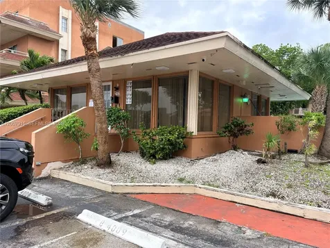 17600 NW 68th Avenue Hialeah FL 33015