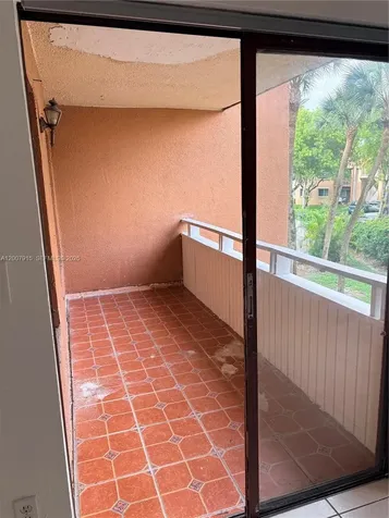 17600 NW 68th Avenue Hialeah FL 33015