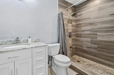 4865 SW 94th Avenue Miami FL 33165