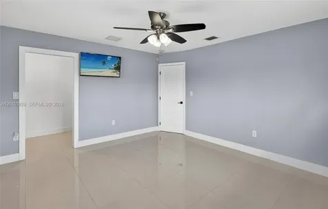 4865 SW 94th Avenue Miami FL 33165