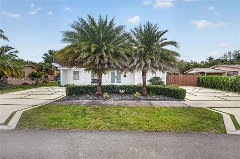 4865 SW 94th Avenue Miami FL 33165