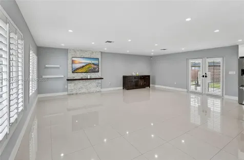 4865 SW 94th Avenue Miami FL 33165