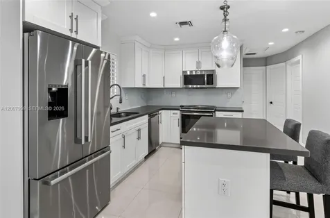 4865 SW 94th Avenue Miami FL 33165