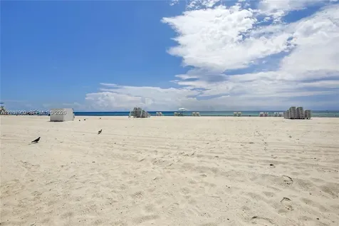 5255 Collins Avenue Miami Beach FL 33140