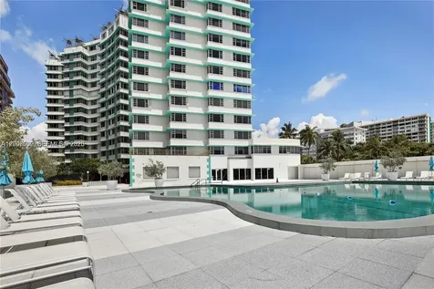 5255 Collins Avenue Miami Beach FL 33140