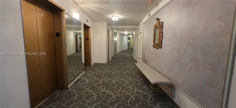 5255 Collins Avenue Miami Beach FL 33140