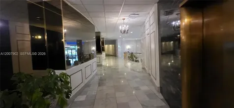 5255 Collins Avenue Miami Beach FL 33140
