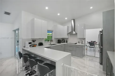 14005 SW 17th Terrace Miami FL 33175