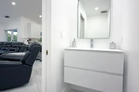 14005 SW 17th Terrace Miami FL 33175