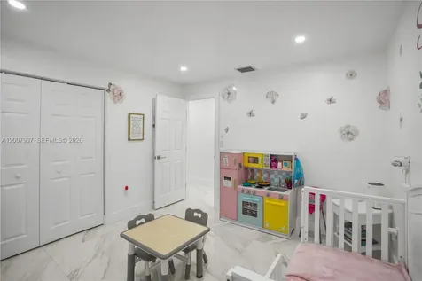 14005 SW 17th Terrace Miami FL 33175