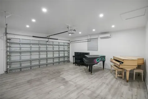 14005 SW 17th Terrace Miami FL 33175