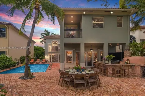 19471 NE 14th Court Miami FL 33179