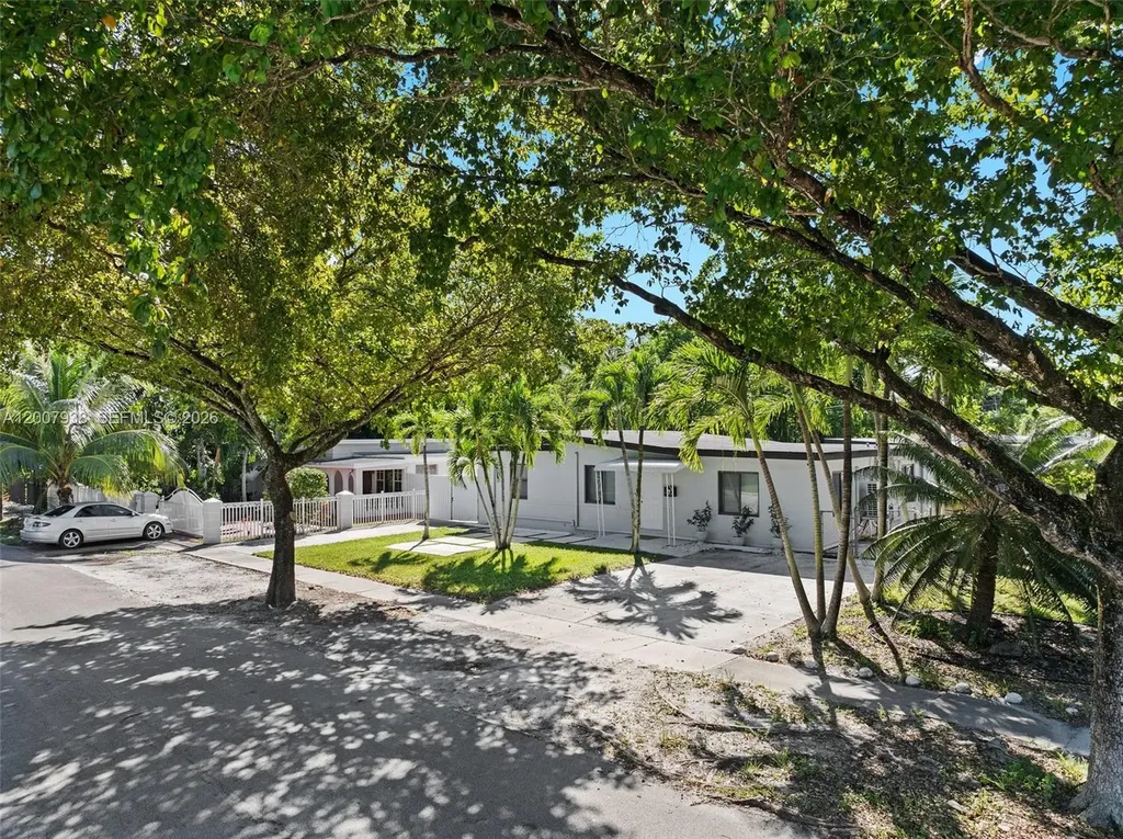 13840 NW 5th Court North Miami FL 33168