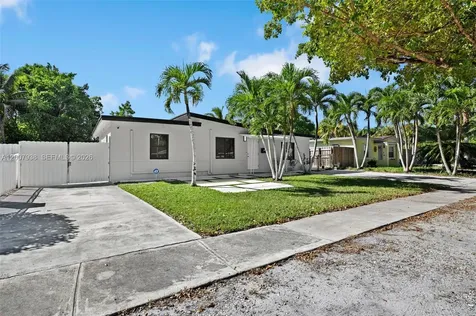 13840 NW 5th Court North Miami FL 33168
