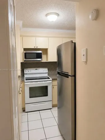 310 Fontainebleau Boulevard Miami FL 33172
