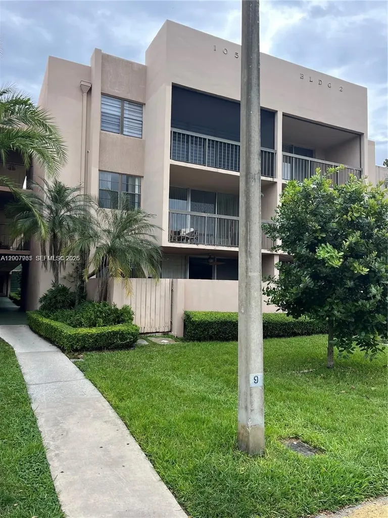 10525 SW 112th Avenue Miami FL 33176