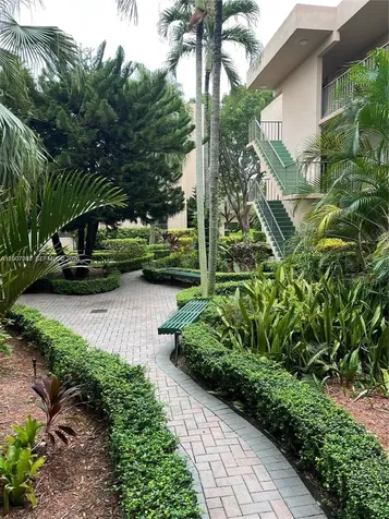 10525 SW 112th Avenue Miami FL 33176