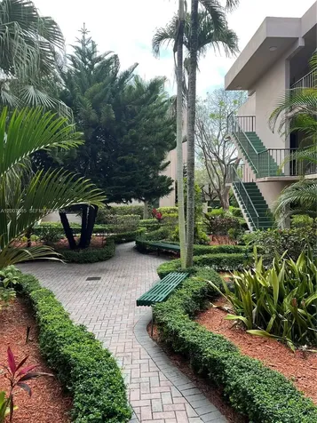 10525 SW 112th Avenue Miami FL 33176