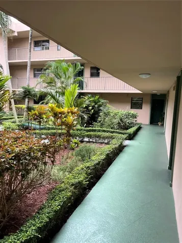 10525 SW 112th Avenue Miami FL 33176