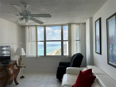 2751 S Ocean Drive Hollywood FL 33019