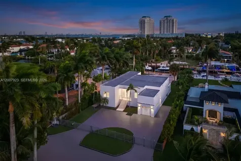 1090 NE 84th Street Miami FL 33138