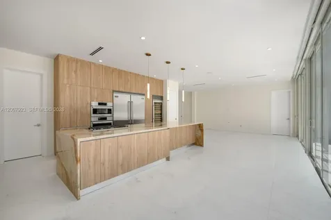 1090 NE 84th Street Miami FL 33138