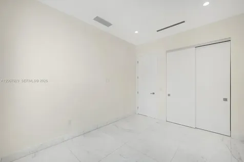 1090 NE 84th Street Miami FL 33138