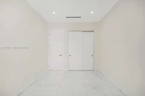 1090 NE 84th Street Miami FL 33138