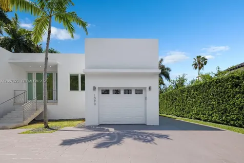 1090 NE 84th Street Miami FL 33138