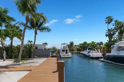 1090 NE 84th Street Miami FL 33138