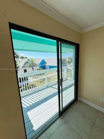 455 Alt 19 S Palm Harbor FL 34683