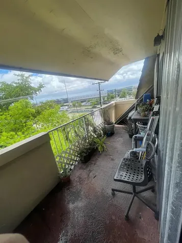 680 Miller Drive Miami Springs FL 33166